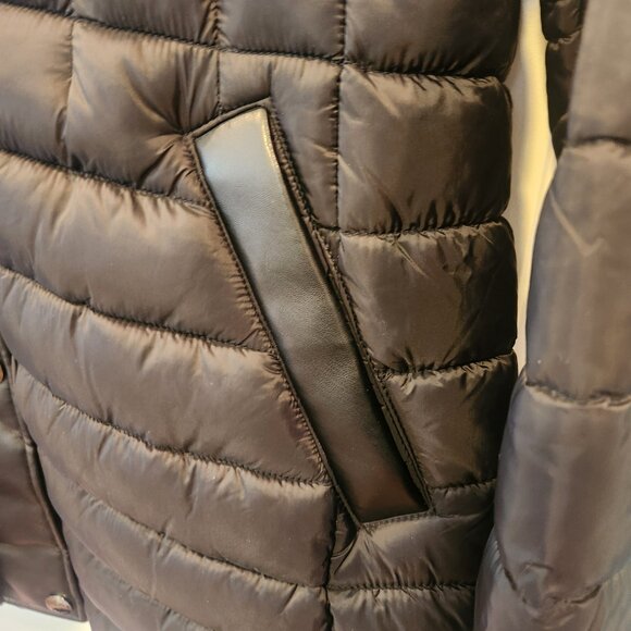 Tahari Womens Puffer Jacket Hooded Faux Leather Trim Puffer Coat Black Large NWT - Picture 13 of 14